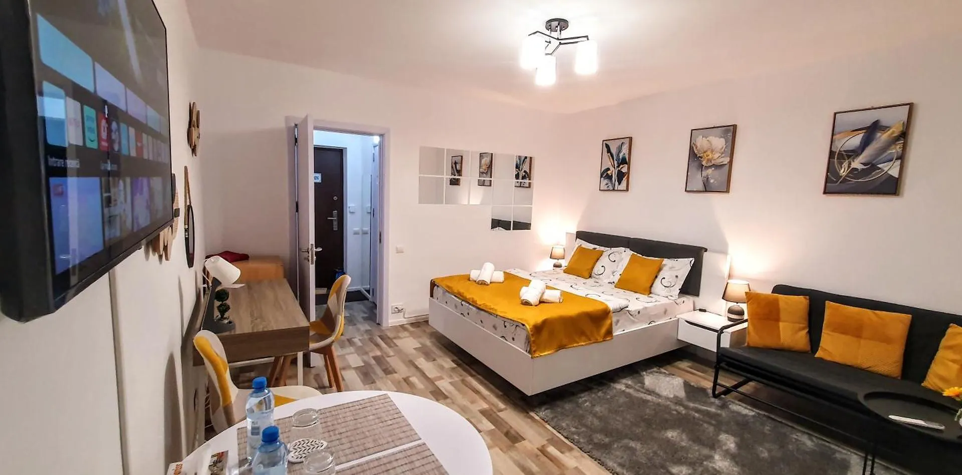 The Yellow King - Luxurious Apartment Bukarest