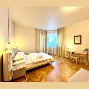 Privatunterkunft Center Unirii Square Private With View - Shared Amenities, Bukarest